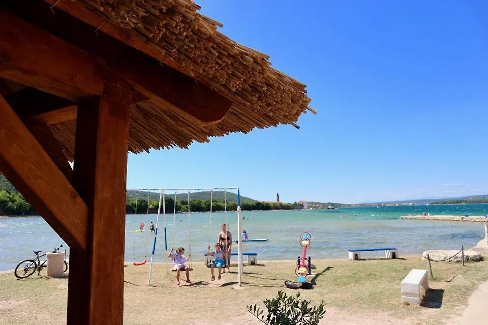 Apartments Kraj, Tratica Beach Kraj  0*, Kraj (Zadar)