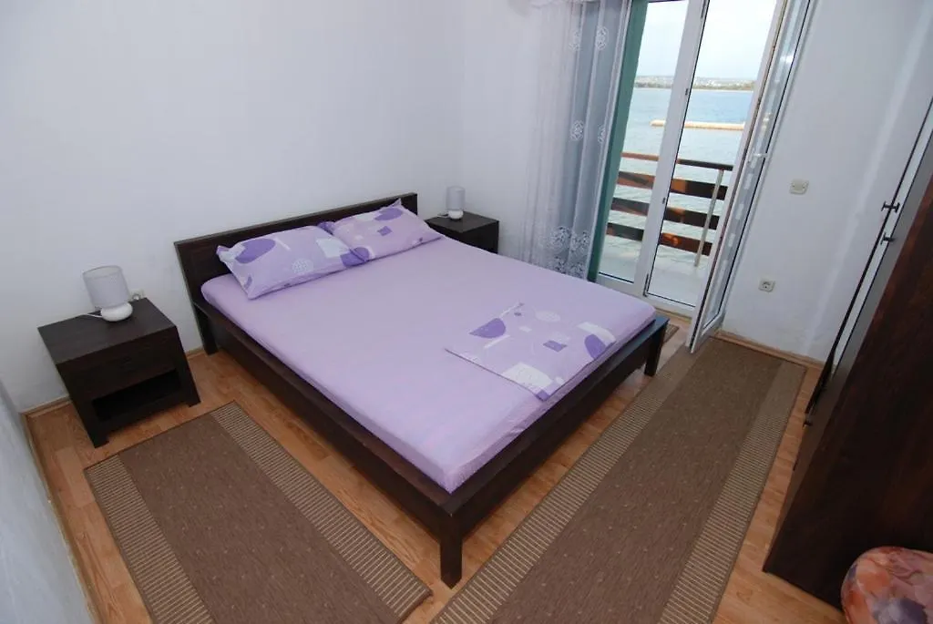 Apartments Kraj, Tratica Beach Kraj   Kraj (Zadar)